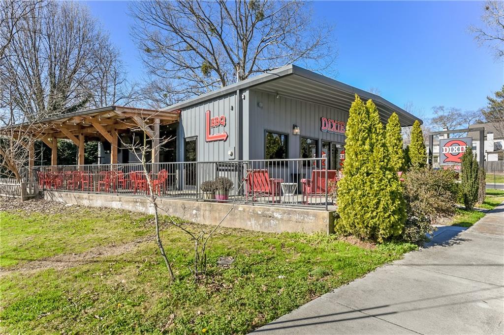 992 Wescott Lane