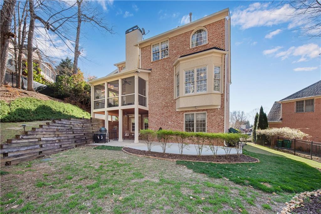 992 Wescott Lane