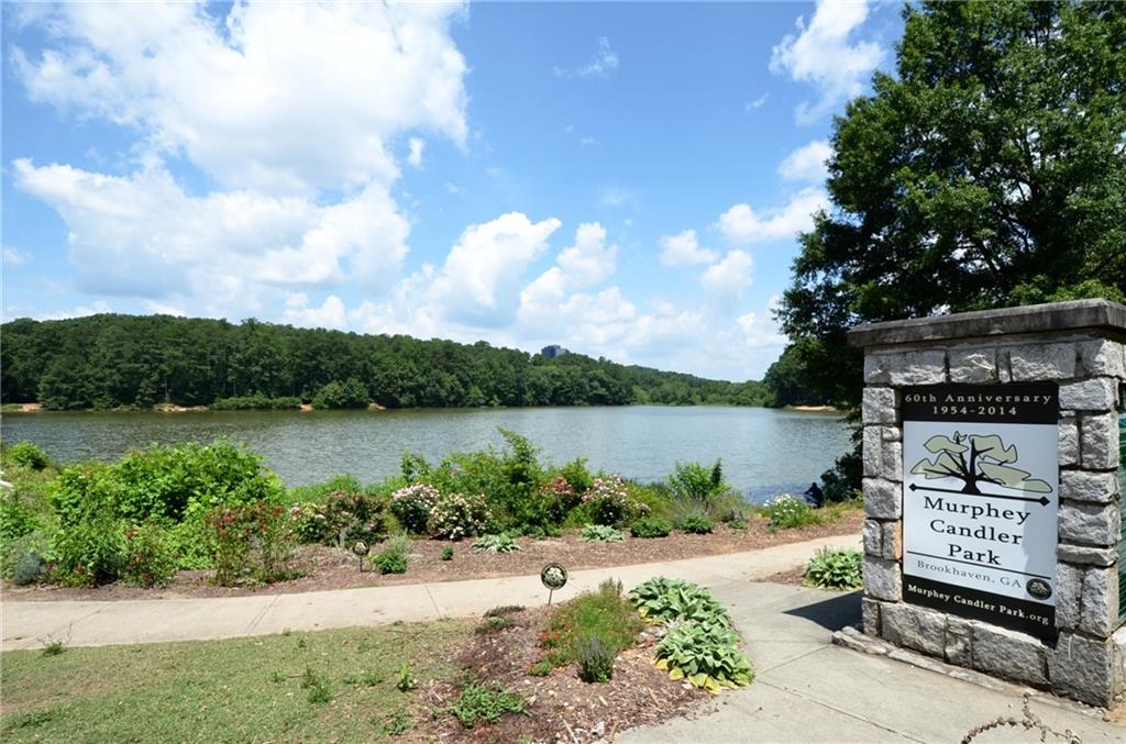 992 Wescott Lane