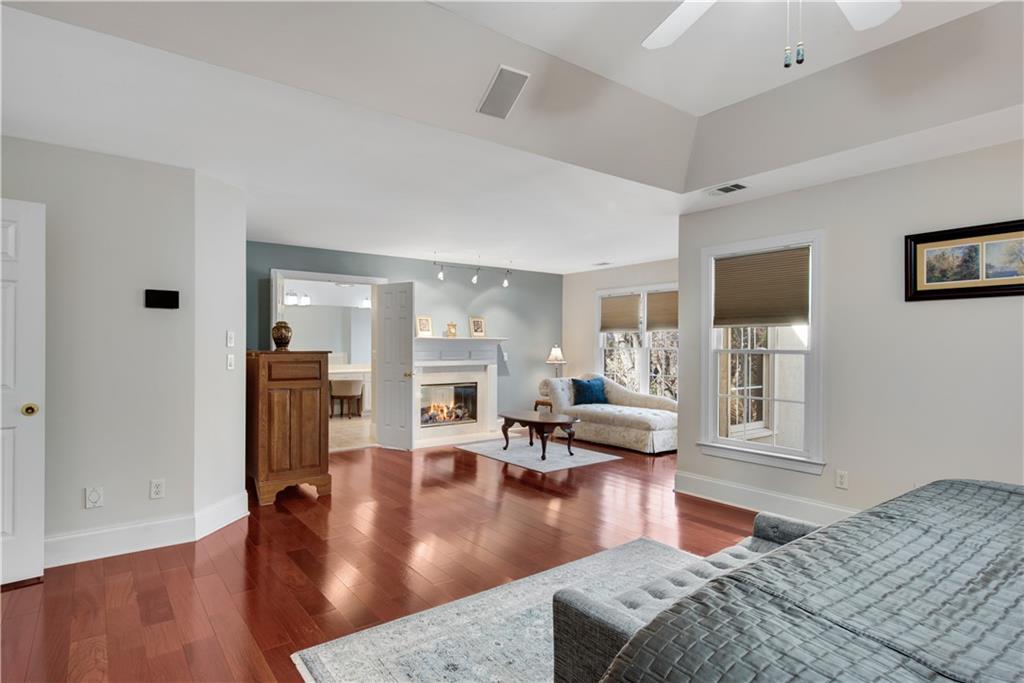 992 Wescott Lane