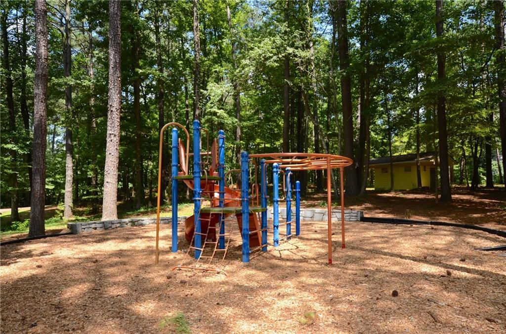 992 Wescott Lane