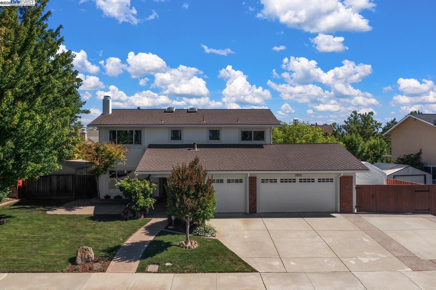 2553 Regent Rd