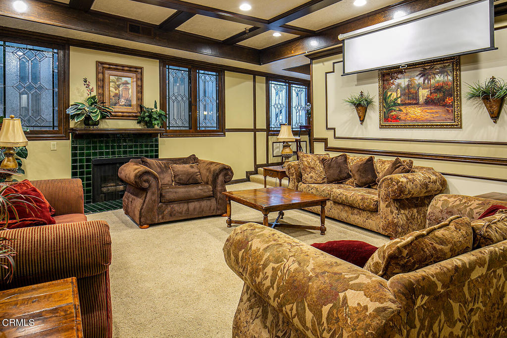 330 Cordova Street 386