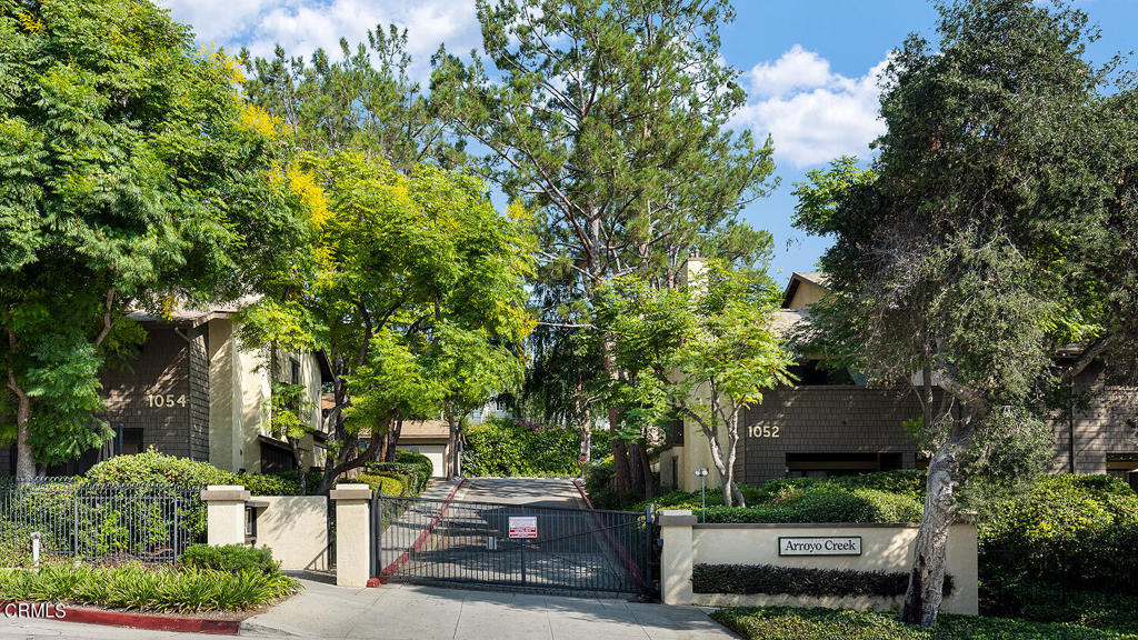 1054 Seco Street 210
