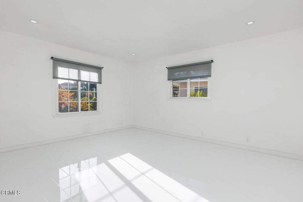 1105 Alhambra Road C