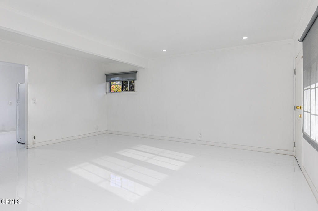 1105 Alhambra Road C