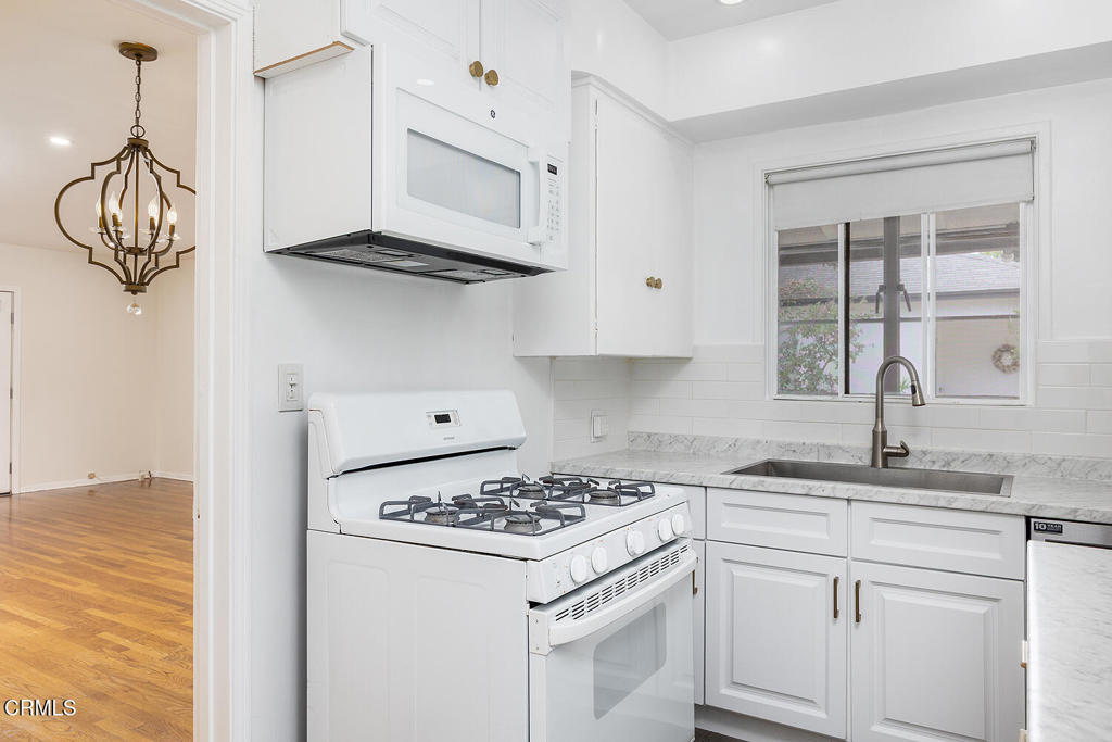 1070 E Woodbury Road