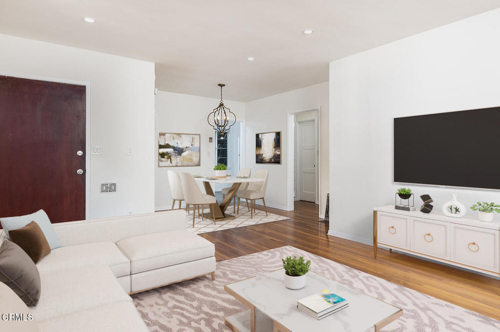 1070 E Woodbury Road