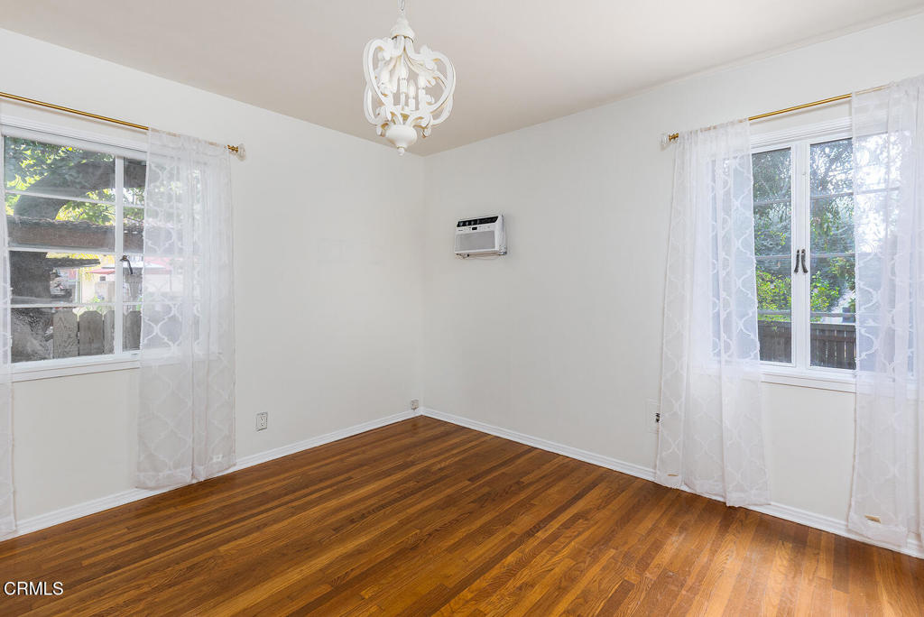 1070 E Woodbury Road