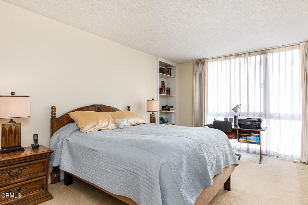 601 E Del Mar Boulevard 404