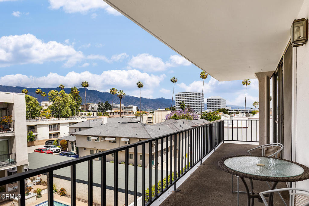 601 E Del Mar Boulevard 404