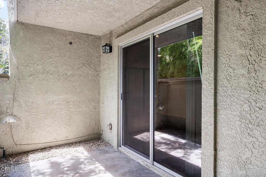 300 S Mentor Avenue 8