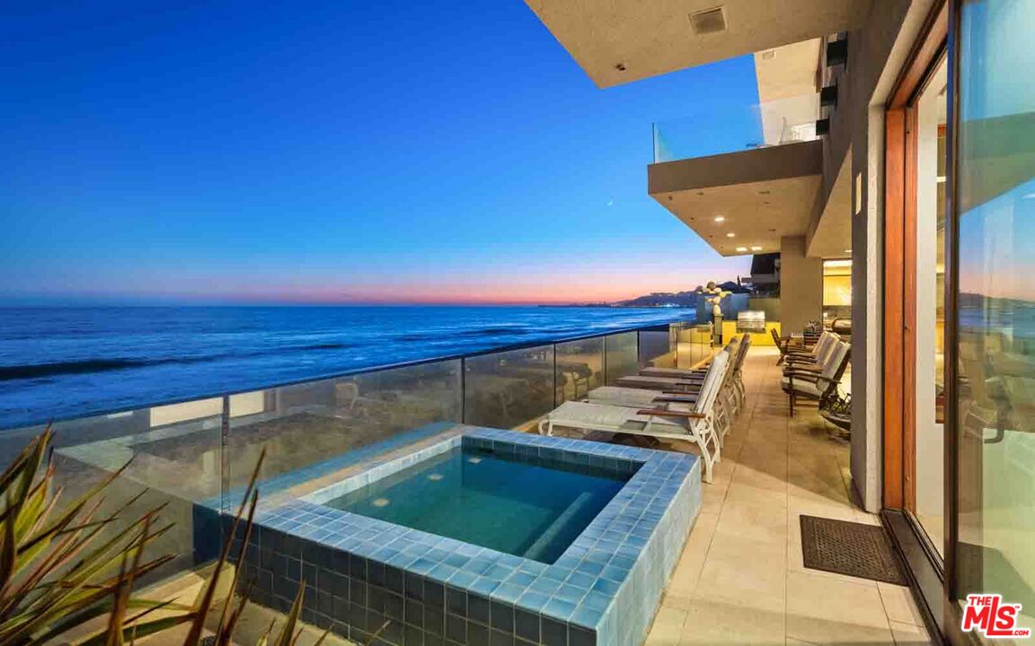22040 Pacific Coast Hwy