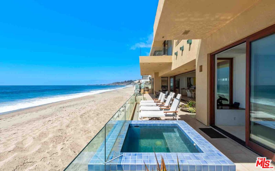 22040 Pacific Coast Hwy