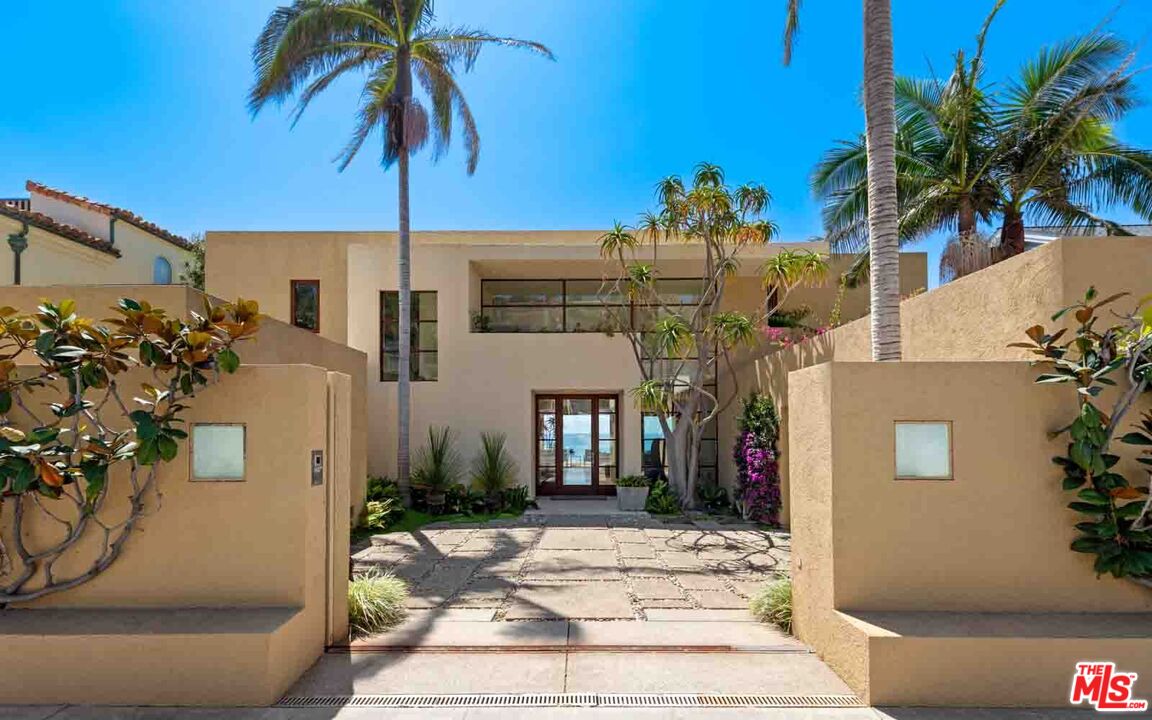 22040 Pacific Coast Hwy