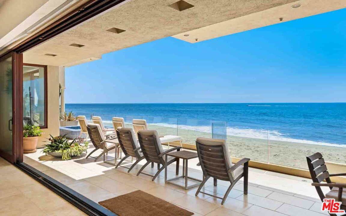22040 Pacific Coast Hwy