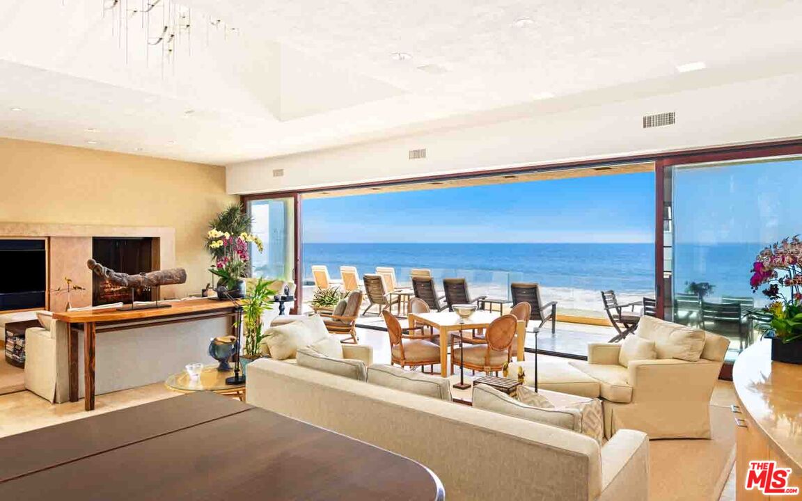 22040 Pacific Coast Hwy