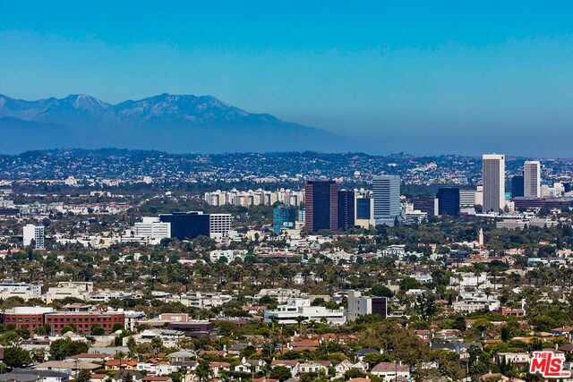 Los Angeles, CA, 90067