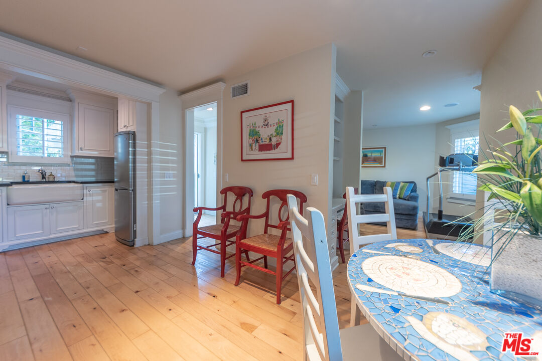 Rare 80-Ft Beachfront Lot on Exclusive Broad Beach