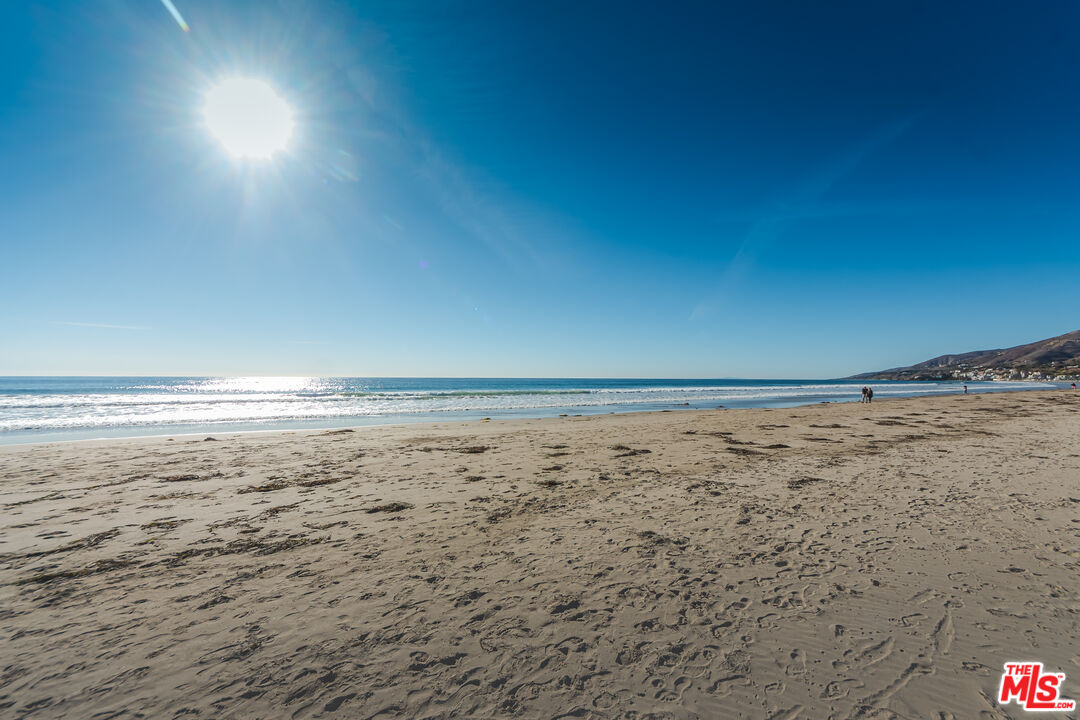Rare 80-Ft Beachfront Lot on Exclusive Broad Beach