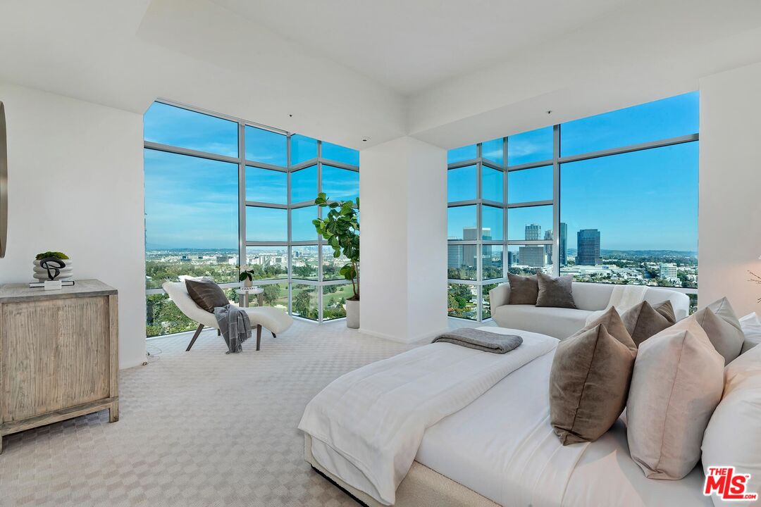 Los Angeles, CA, 90024