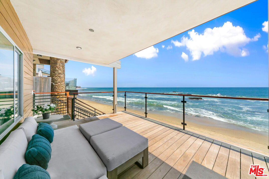 24928 Malibu Rd