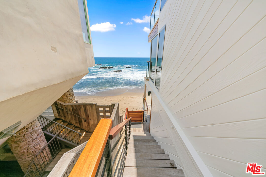 24928 Malibu Rd