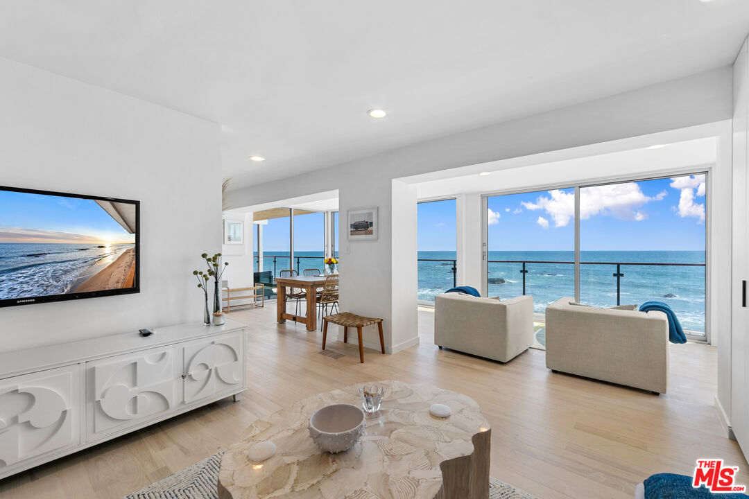 24928 Malibu Rd