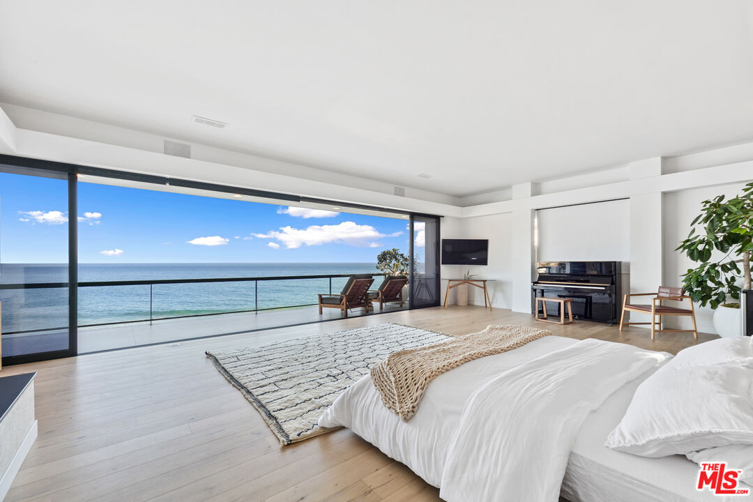 31516 Victoria Point Rd