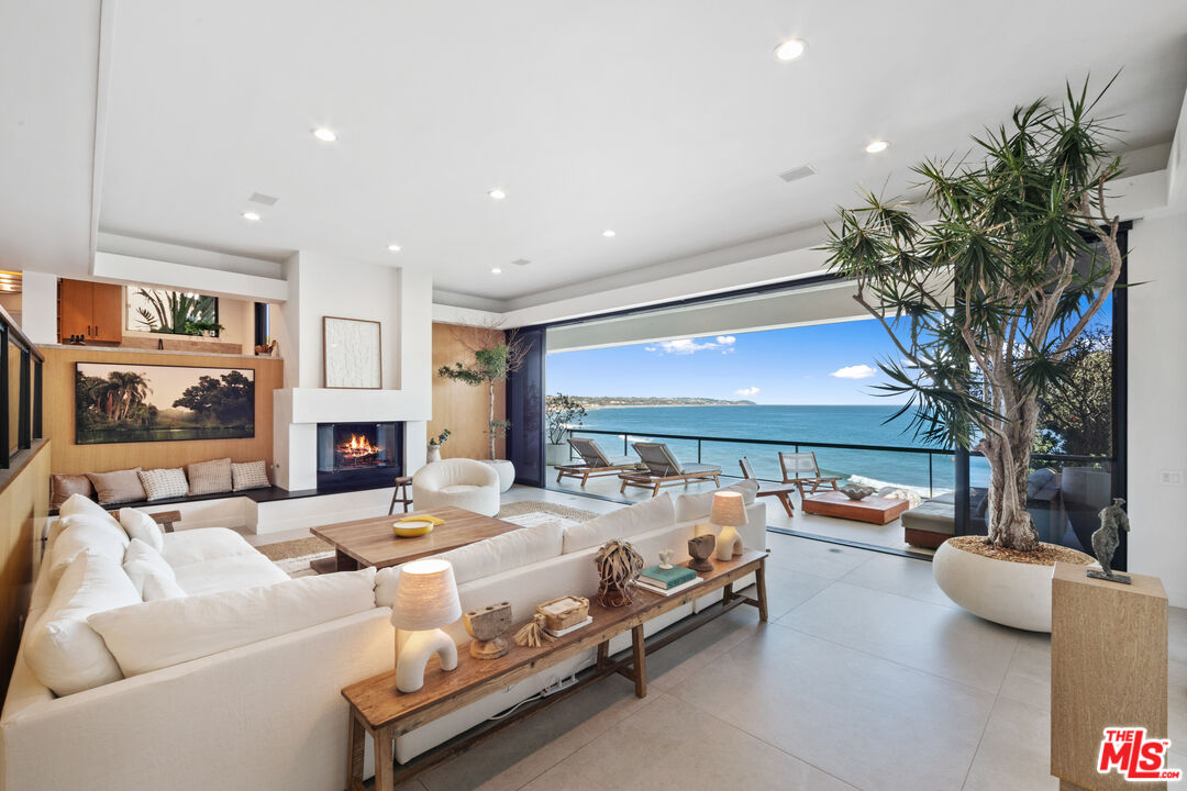 31516 Victoria Point Rd