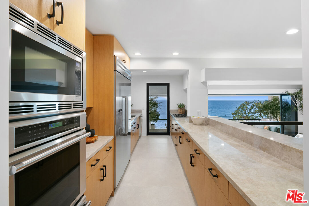 31516 Victoria Point Rd