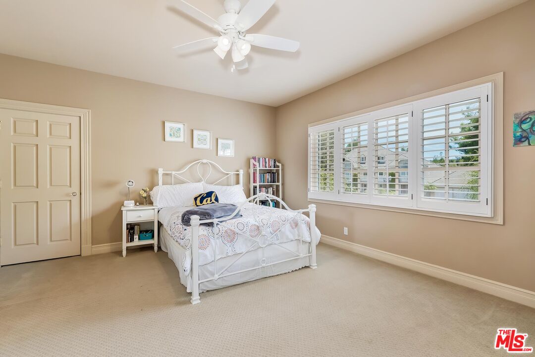 4239 Tarzana Estates Dr
