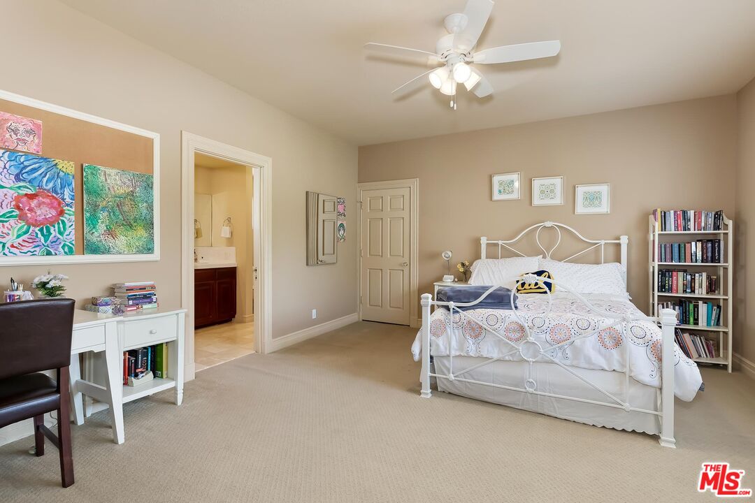 4239 Tarzana Estates Dr