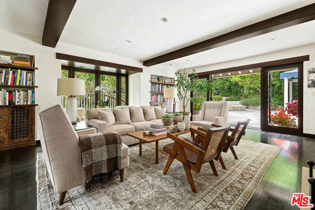 7692 Woodrow Wilson Dr