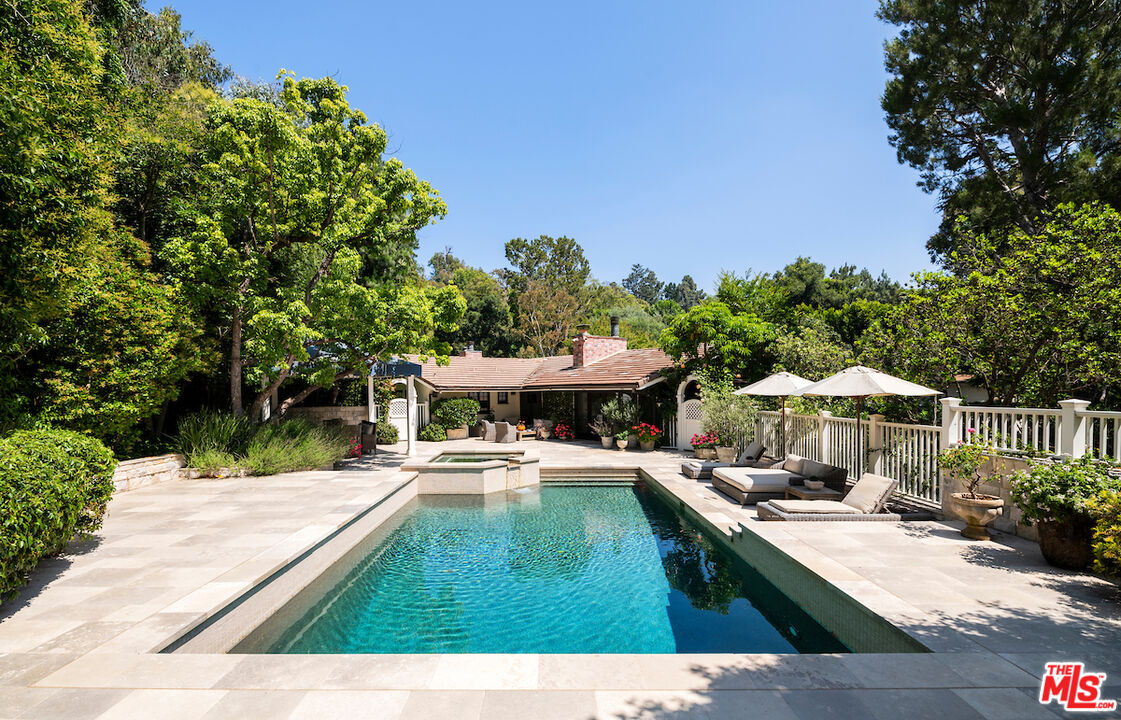 7692 Woodrow Wilson Dr