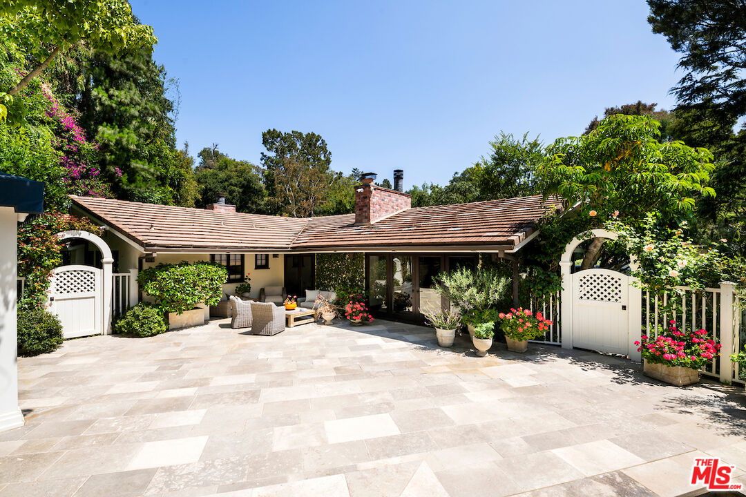 7692 Woodrow Wilson Dr