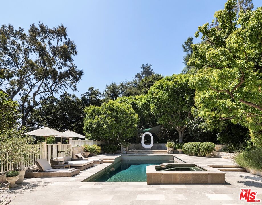 7692 Woodrow Wilson Dr