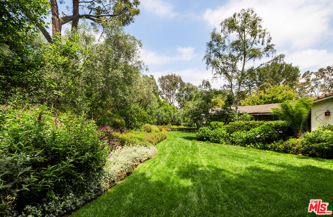 7692 Woodrow Wilson Dr