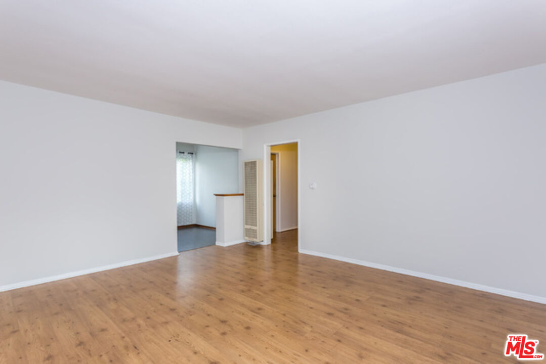 322 Huntley Dr