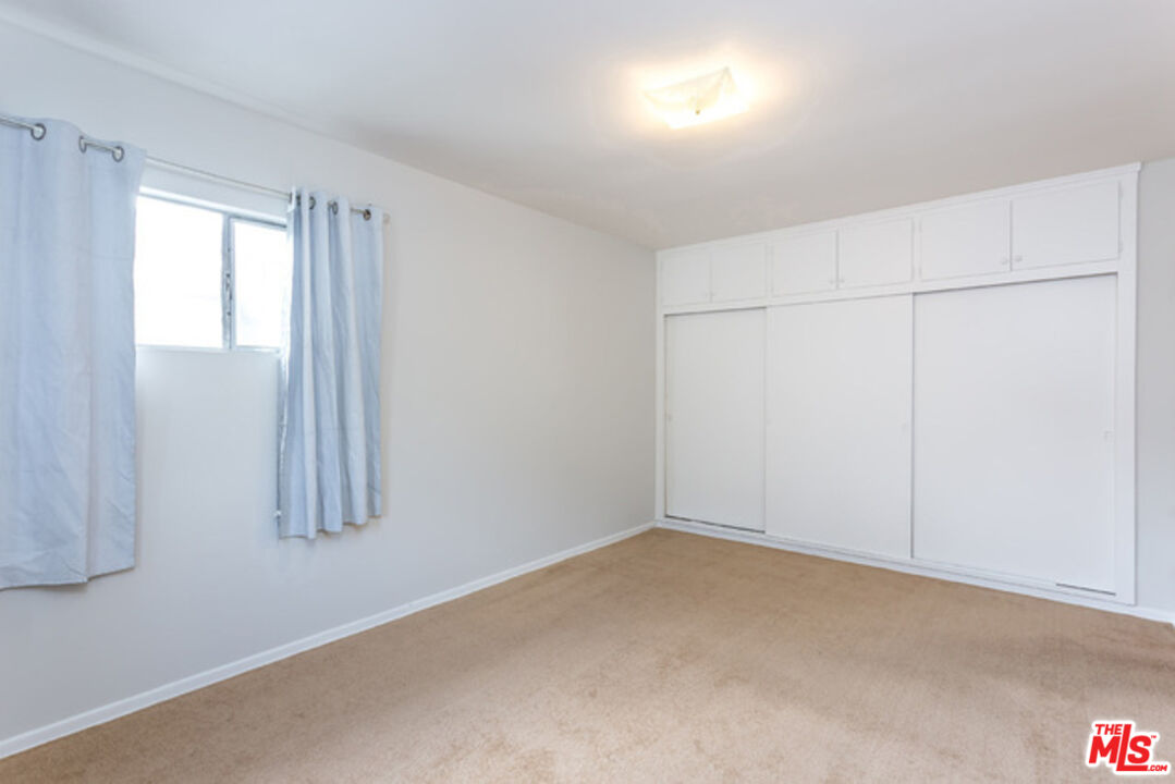 322 Huntley Dr