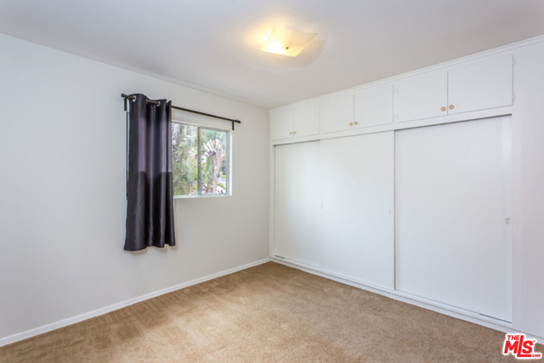 322 Huntley Dr