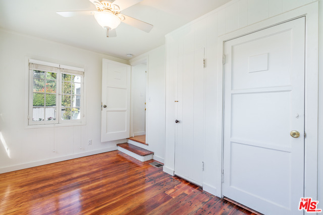 1363 WARNER AVE