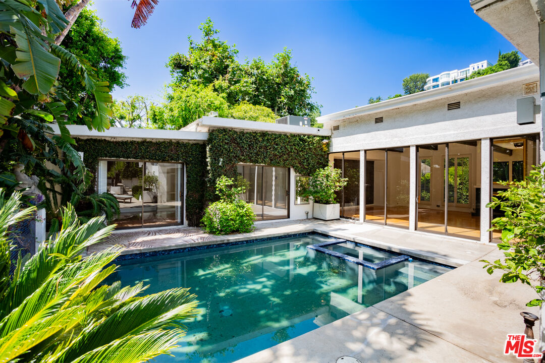 Beverly Hills, CA, 90210