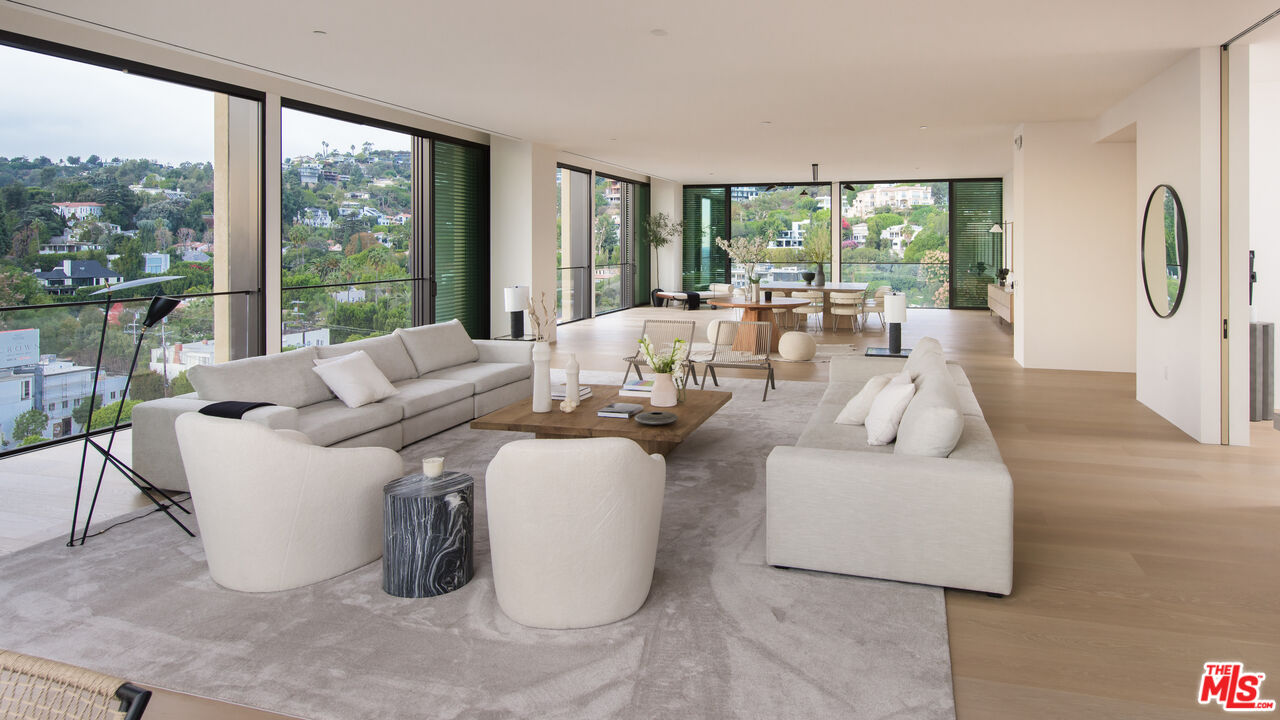 9040 W Sunset Blvd Unit: PH-A