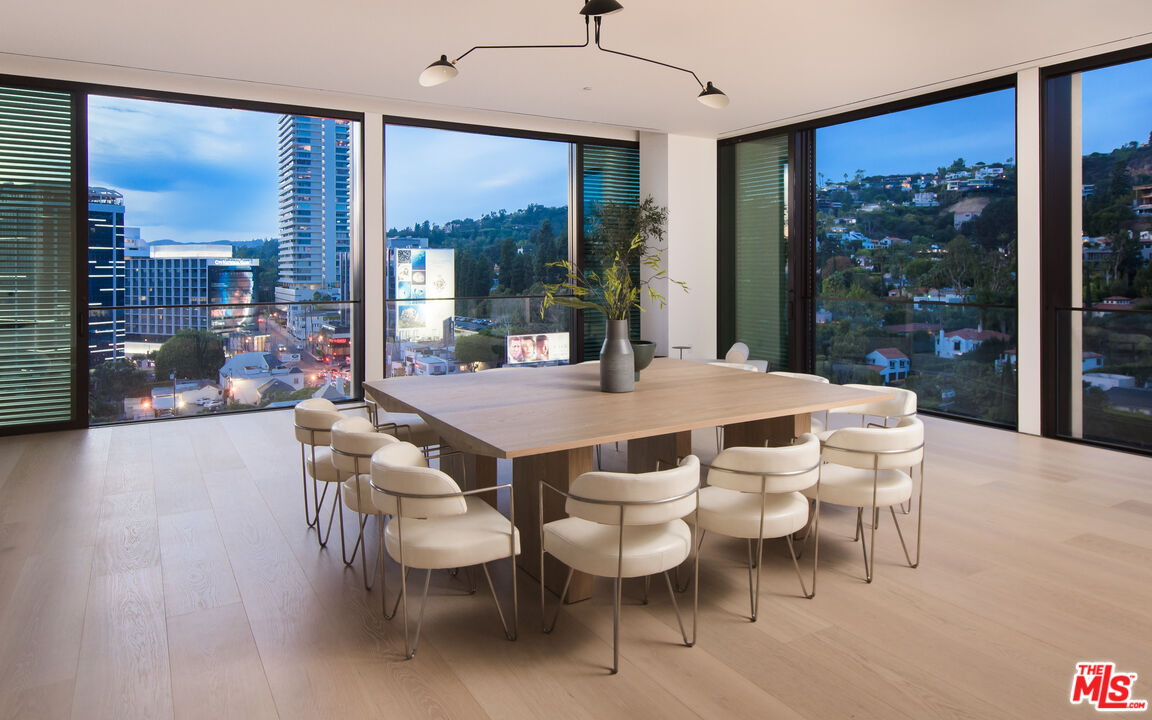 9040 W Sunset Blvd Unit: PH-A