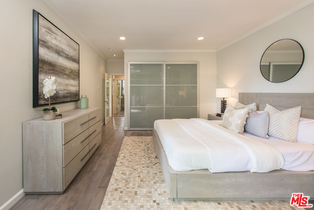 Pacific Palisades, CA, 90272