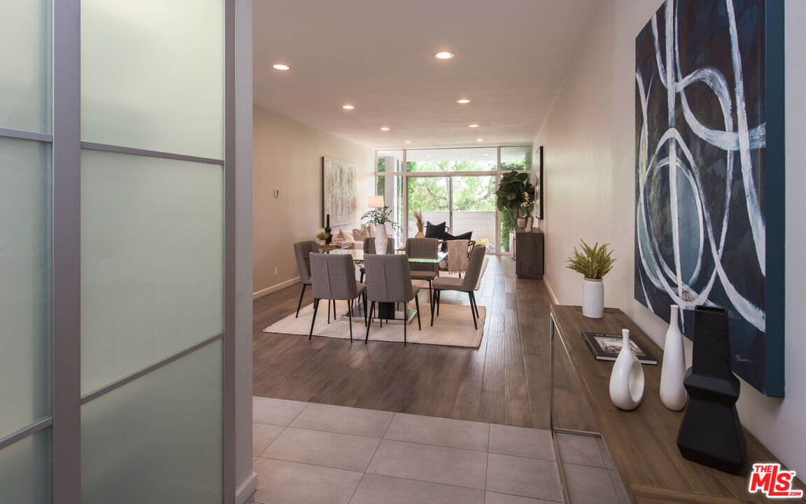 Pacific Palisades, CA, 90272