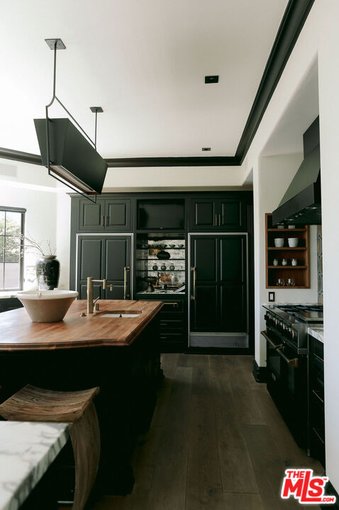 Pacific Palisades, CA, 90272