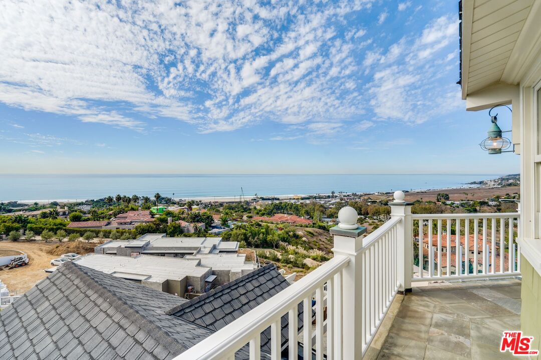 6277 Sea Star Dr