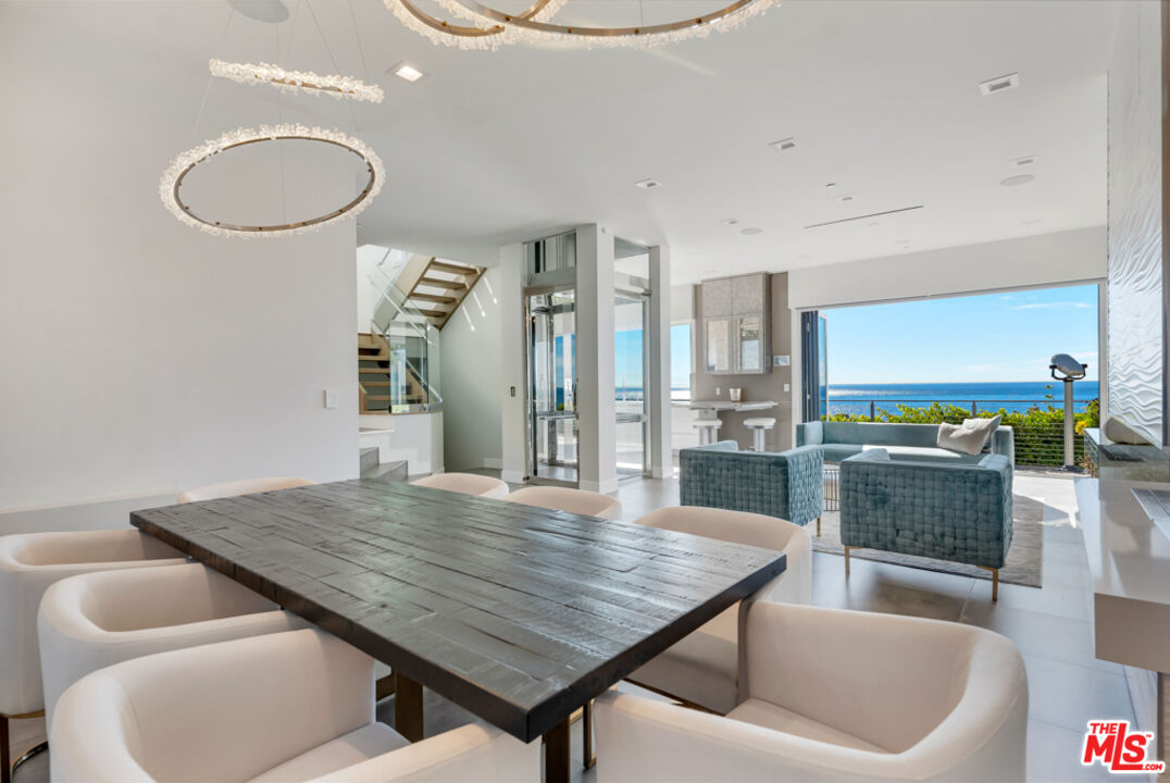 Malibu, CA, 90265